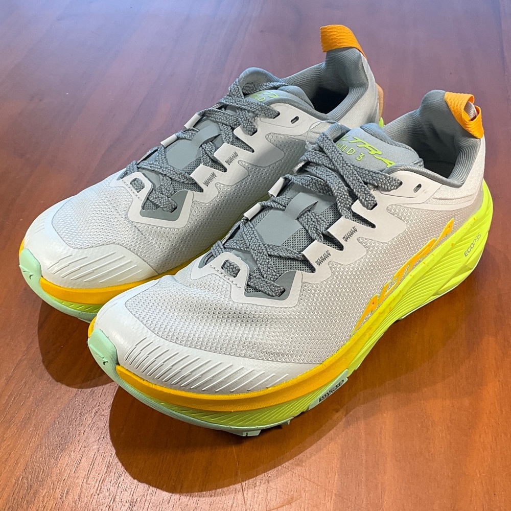 Altra Wild 3 Gray & Yellow Performance Running Shoes